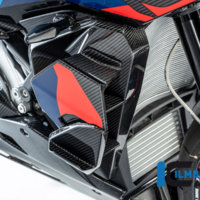 APM-PROJECT - BIKE-SECTOR - ILMBERGER - SEITENDECKEL AN DER WASSERKÜHLERVERKLEIDUNG MIT WINGLETAUFNAHME RECHTS - BMW - M1000XR