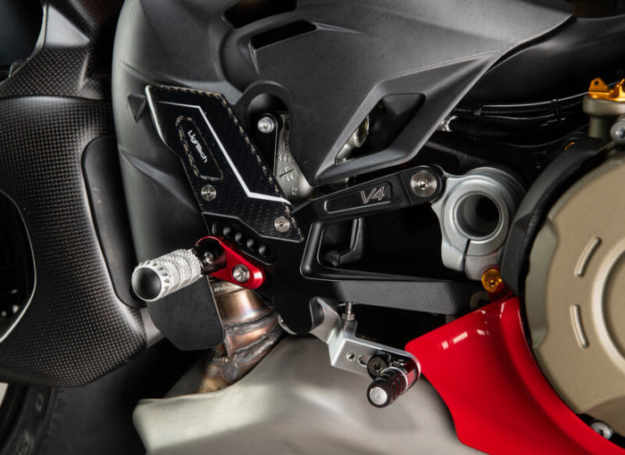 APM-PROJECT - BIKE-SECTOR - LIGHTECH RASTENANLAGE - DUCATI PANIGALE 2025+ - FTRDU017R