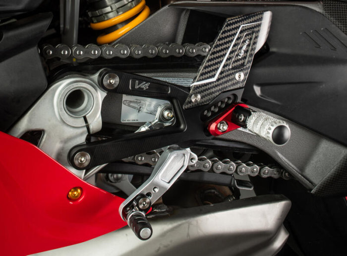 APM-PROJECT - BIKE-SECTOR - LIGHTECH RASTENANLAGE - DUCATI PANIGALE 2025+ - FTRDU017R
