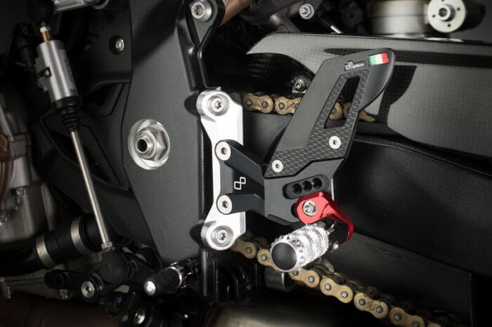 APM-PROJECT - BIKE-SECTOR - LIGHTECH RASTENANLAGE - BMW - FTRBM008R